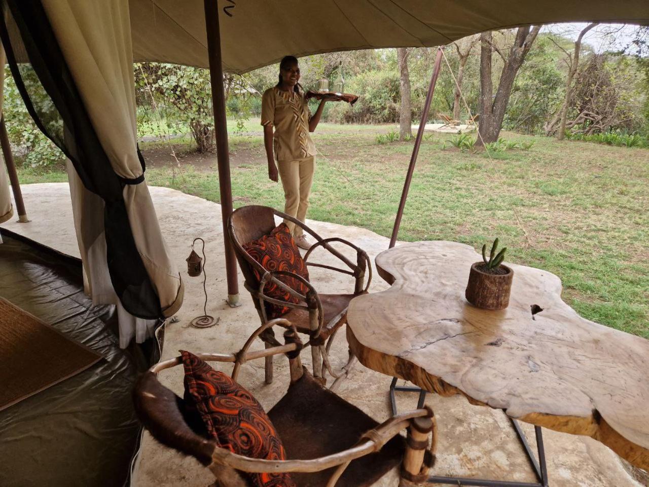 Dolly Farm & River Camp, Luxury Tents Usa River Εξωτερικό φωτογραφία